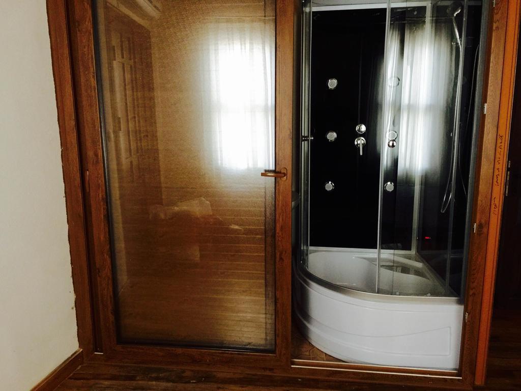 Pastor Historical Apart-Hotel The Gulf Of Izmir Room photo